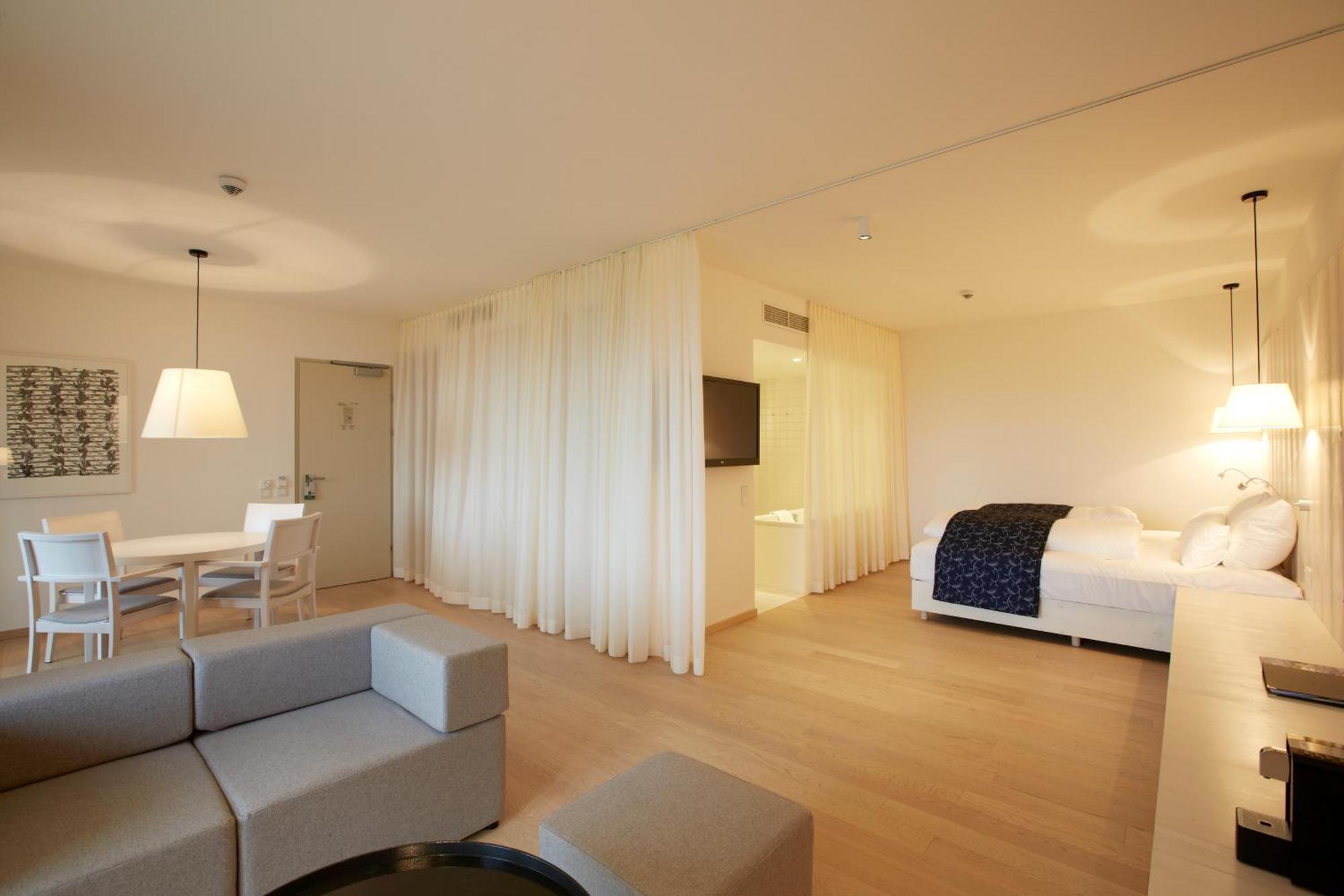 Loisium Wine & Spa Hotel Suedsteiermark Ehrenhausen Bagian luar foto