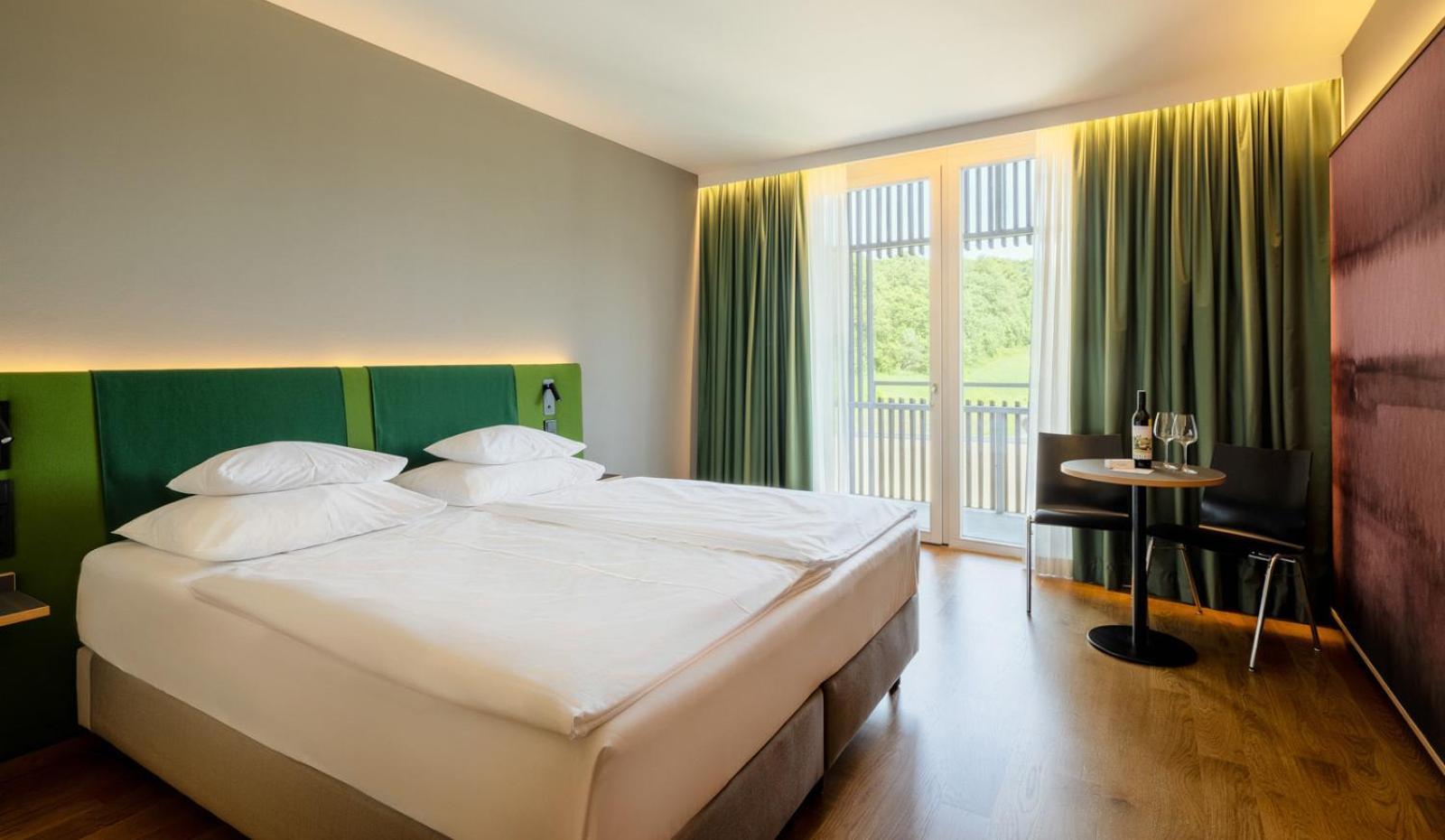 Loisium Wine & Spa Hotel Suedsteiermark Ehrenhausen Bagian luar foto